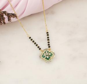 Colgante de Mangalsutra chapado en oro de 18 quilates al por mayor, joyería de diseño moderno y elegante para compromiso de boda o regalo - Product Image 1