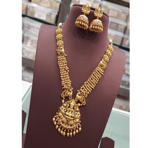 Ensemble de bijoux collier temple look lourd pour femmes filles vêtements de mariée traditionnels pour les fiançailles - Product Image 1