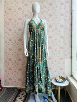 Robe longue maxi indienne Robe en soie sari recyclée pour femme Robe de plage faite à la main