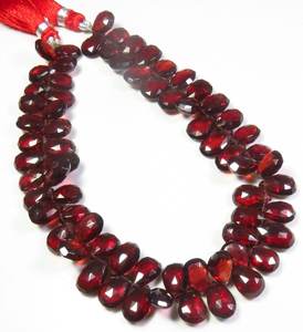 Cuentas facetadas de gemas de granate rojo africano, cuentas de pera de granate de Mozambique Natural de 9-12mm para joyería, hebra de 9" - Product Image 1