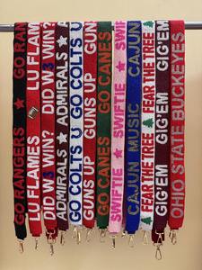 Sangle de sac brodée à la main en perles rouges et blanches avec lettres GO UTES, large bandoulière, accessoires de remplacement pour poignée de sac à bandoulière - Product Image 3