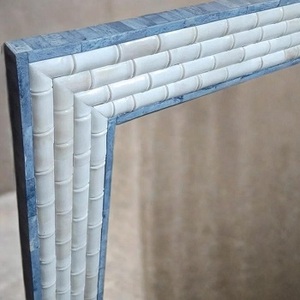 Espejo de pared con incrustaciones de fregona de hueso hecho a mano de estilo moderno, conjunto de chips de hueso con incrustaciones de resina en varios colores personalizados para fines decorativos - Product Image 2