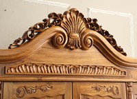 Armoire classique européenne en teck sculpté à la main, 4 portes, style royal antique, en bois massif durable, autoportante