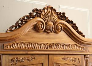 Armario de Teca Tallado a Mano Artesanal - Armario Antiguo Real de 4 Puertas - Muebles de Dormitorio de Madera Maciza Sostenible con 4 Cajones - Product Image 3