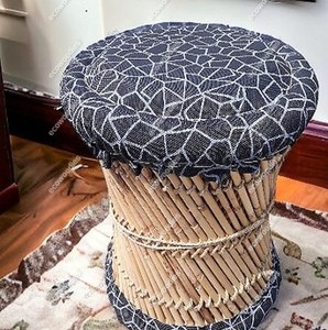 Lot de 2 poufs en osier et rotin faits à la main en bambou naturel pour jardin, restaurant, console intérieure et extérieure avec incrustation d'os, vente en gros - Product Image 3
