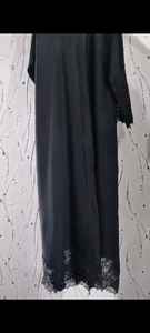 ชุดอาบายะห์งานปักมือแบบเรียบหรูสำหรับงานเลี้ยง ผ้าระบายอากาศ แต่งด้วยงานปักหินด้านล่าง สไตล์ดูไบ แบบดั้งเดิม - Product Image 3