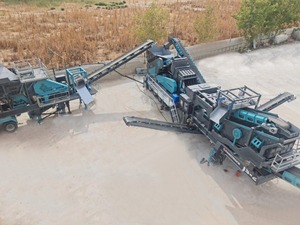 250 Tph ความจุมือถือบดและคัดกรองพืชกราม + บดผลกระทบ250-300 T/H 10ปีฟรี