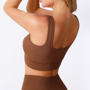 Sujetador Deportivo para Mujer de Diseño Personalizado, Tejido sin Costuras, Transpirable, Reversible por Delante, Ecológico y Resistente a Impactos - Product Image 4