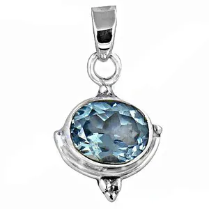 Pendentif classique en argent 925 avec topaze bleue, serti clos, forme ovale, unisexe, bijou de tous les jours, marque A, fabriqué au Rajasthan - Product Image 1