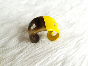 Bracelet tribal de style bohème fait à la main en corne laquée naturelle écologique artisanat Boho Chic Design - Product Image 3