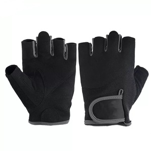 GAF Vente en gros de gants d'haltérophilie avec logo personnalisé pour la salle de sport, hommes et femmes, gants d'haltérophilie pour l'entraînement physique - Product Image 3