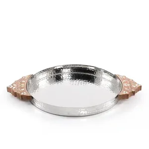 Aluminium Nouveau Métal Plateau de Service Manche en Bois Thé Café Nourriture Petit Déjeuner Décoratif Maison Dessus de Table Hôtel Restaurant Mariage - Product Image 1