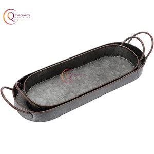 Bandeja galvanizada rústica de metal estilo industrial hecha a mano bandeja de servicio rectangular con bordes curvos mango chapado para mesa de comedor - Product Image 6