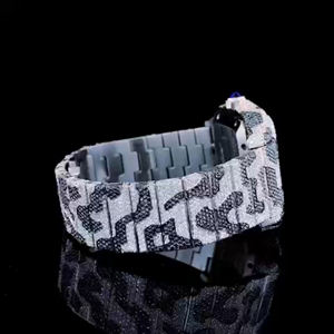 Montre élégante de luxe en moissanite et diamant, design étincelant et glacé, bracelet en acier inoxydable, épaisseur du boîtier de 10 mm, ETA pour les fêtes et les mariages - Product Image 5