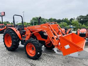 2023 KUBOTA M7060HD12 | Tractor agrícola Kubota usado de la mejor calidad - Product Image 2