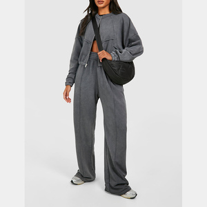 Conjunto de sudadera con capucha y pantalones de chándal de talla grande para mujer con logotipo personalizado OEM, sudadera con estampado de letras sólidas para chándales de otoño - Product Image 5