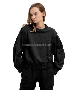 Logo personnalisé vêtements de sport demi-fermeture éclair sweat à capuche court survêtements fabricant femmes pull sweat - Product Image 5