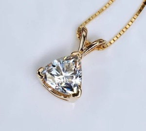 Moissanite Trillion Colgante de plata esterlina Joyería personalizada Collar de diamantes facetados - Product Image 1