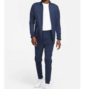 Conjunto Deportivo de Invierno para Hombre PIHA Challenger, Cómodo para Correr, de Secado Rápido, Poliéster/Algodón - Product Image 1