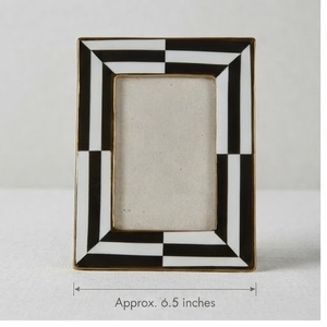 Elegant MDF <b>Photo</b> <b>Frame</b> Rectangular <b>Black</b> White Geometric Resin Pattern Tabletop Vertical Display - Product Image 2