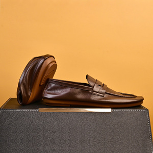 Chaussures décontractées légères avec semelle absorbant la transpiration et structure flexible, chaussures de tous les jours pour hommes, chaussures en cuir - Product Image 4