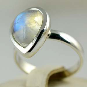 Navya <b>Craft</b> Handmade Women's <b>Ring</b> Rainbow Moonstone Pear Shape 925 Solid Sterling Silver Romantic Sizes 4-13 for Christmas - Product Image 4