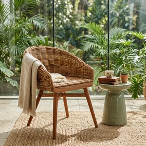 Fauteuil seau en rotin naturel tressé, moderne, durable et écologique, avec pieds en bois, pour extérieur et patio - Product Image 4