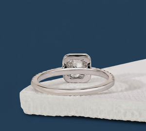 Bague de fiançailles en or 14 carats avec halo de diamants de laboratoire taille princesse, 1,24 CTW, VVS2, certifiée IGI, plaquée rhodium, bijoux pour femmes - Product Image 4