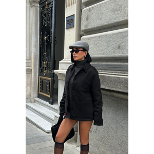 Chaqueta de gamuza negra para mujer - Product Image 2