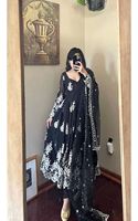 Dernier créateur de robe de mariée Anarkali Georgette pour femmes vêtements ethniques indiens avec broderie travail Dupatta taille naturelle
