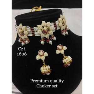 Elegant Kundan Moissanite Choker Necklace Set with Earrings and Forehead Tikka for <b>Indian</b> Bridal Attire Available for Sale - Product Image 1