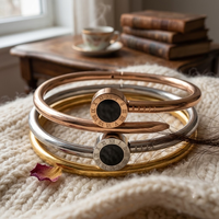 Bracelet minimaliste plaqué or anti-ternissement de qualité supérieure pour la décoration des ongles
