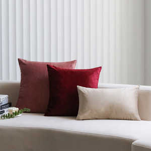 Juego de 3 Cojines Decorativos de Terciopelo en Tonos Rojo Vino Empolvado y Plateado, 3 Tamaños, para Decoración - Product Image 3