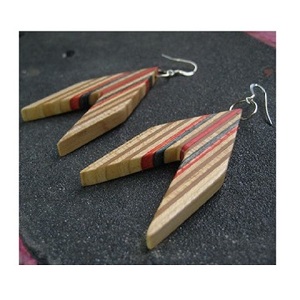 Boucles d'oreilles en bambou naturel Boucles d'oreilles tendance en rotin Boucles d'oreilles géométriques en raphia recyclable pour femmes à prix d'usine Logo personnalisé - Product Image 1