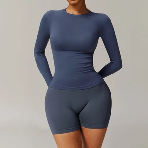 Ensemble de vêtements de sport pour femmes, haut de sport à maintien élevé, short taille haute, respirant, imprimé sur le devant, entraînement, gym, entraînements - Product Image 2