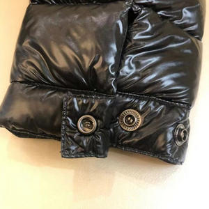 แจ็กเก็ตขนเป็ดหุ้มฉนวนสำหรับผู้ชายเสื้อโค้ทมีฮู้ดบุนวมให้ความอบอุ่นกันลมพร้อมโลโก้ด้านหน้าสำหรับปีนเขา - Product Image 6