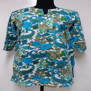 Kurti court droit avec manches 3/4, imprimé paisley et fleurs turquoise, pour l'été - Product Image 1