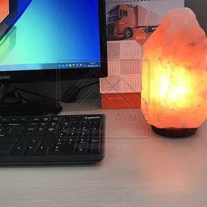 Lampe de sel de l'Himalaya sculptée, artisanat naturel de haute qualité, taille personnalisée, décoration intérieure, nouveauté, prix de gros - Product Image 5