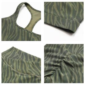 Conjunto de gimnasio deportivo acanalado con estampado personalizado para mujer, camisetas y mallas de Yoga de entrenamiento activas de 2 piezas, equipo de entrenamiento perfecto para Fitness - Product Image 3