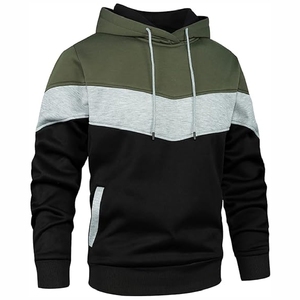 Sudadera con capucha Chevron tricolor para hombre, diseño personalizado con patchwork en verde oliva, gris y negro, precio al por mayor. - Product Image 4