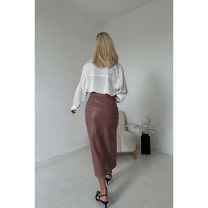 <span class=keywords><strong>Jupe</strong></span> <span class=keywords><strong>rose</strong></span> <span class=keywords><strong>poudré</strong></span> brillante avec fente décorative – Accessoire de mode en gros - Product Image 1