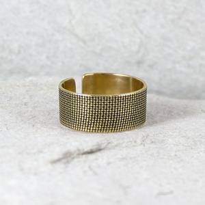 1970 argent Texas pièce bague bijoux Design rond oxydé 12mm laiton pierre bague pour femmes martelé texturé anneau - Product Image 3