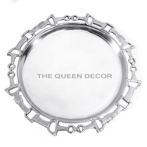 Plateau décoratif de forme ovale contemporain en acier inoxydable et métal aluminium poli brillant au design feuillu - Product Image 4