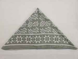 Pañuelo de Algodón con Estampado de Bloques, Diseño de Hojas Impreso a Mano, Pañuelo Artesanal para la Cabeza - Product Image 2