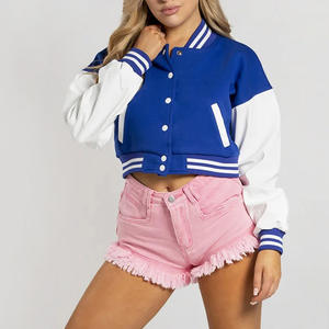 Veste personnalisée pour femmes Crop Letterman Veste universitaire en cuir de laine Veste de baseball pour femmes - Product Image 1