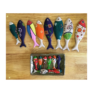 Decoración de tendencia caliente con pescado de madera-Animal de madera para colgar en la pared 99 DATOS dorados - Product Image 1