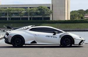 USADO 2025 Gran Oferta Smart y Elegante LP 640 4 STO Turbo Coupé RWD Cuero Oscuro R18 - Product Image 6