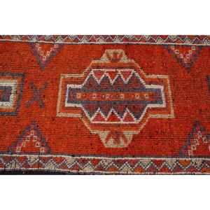 Alfombra Turca de 3.1x10.4 pies, Alfombra Herki Vintage, Alfombra de Lana Roja Sólida - Product Image 4