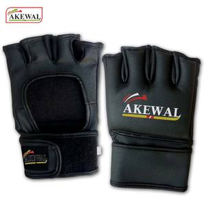 Akewal นวมชกมวยหนัง100% ครึ่งคุณภาพสูงถุงมือ MMA แบบปรับแต่งโลโก้ได้และยังมีหนังสังเคราะห์อีกด้วย - Product Image 2