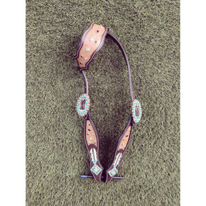 Brida de cuero de vaca para cabeza de caballo occidental hecha a mano con diseño de flores, tachuela de montar elegante y duradera para caballos - Product Image 3